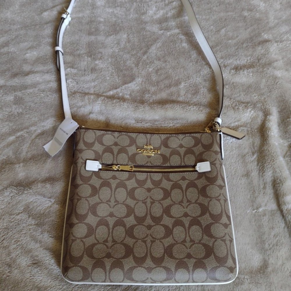 Kitt Messenger Crossbody In Colorblock Signature Canvas